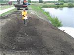 Visstekken Lakevijver aangelegd.